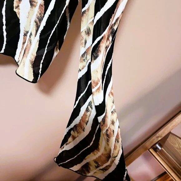 Joseph Ribkoff Black & Cream Striped Cover up shrug bolero cardigan blouse Sz 14 - Picture 5 of 7